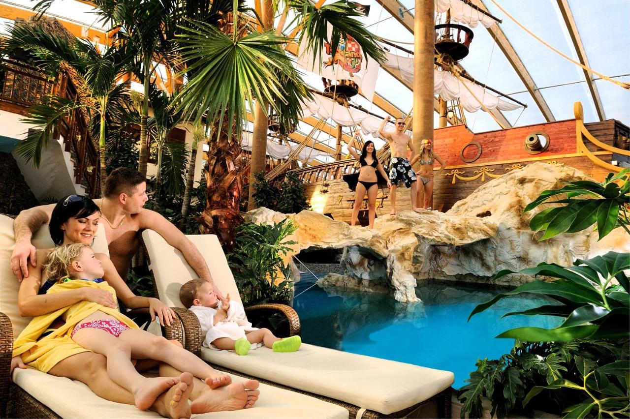 Chatka Aqua440 Tatralandia Liptovský Mikuláš Exteriör bild